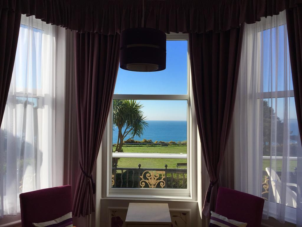 Hotel Riviera By The Sea Bournemouth Room photo